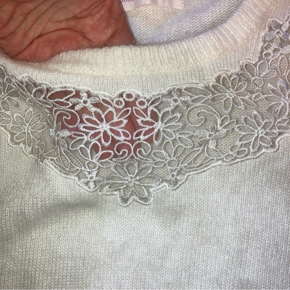 31 Sons De Mode Demodé Angora Mix Fuzzy Sweater Ivory Lace Collar Japan Size 36 - Picture 4 of 5
